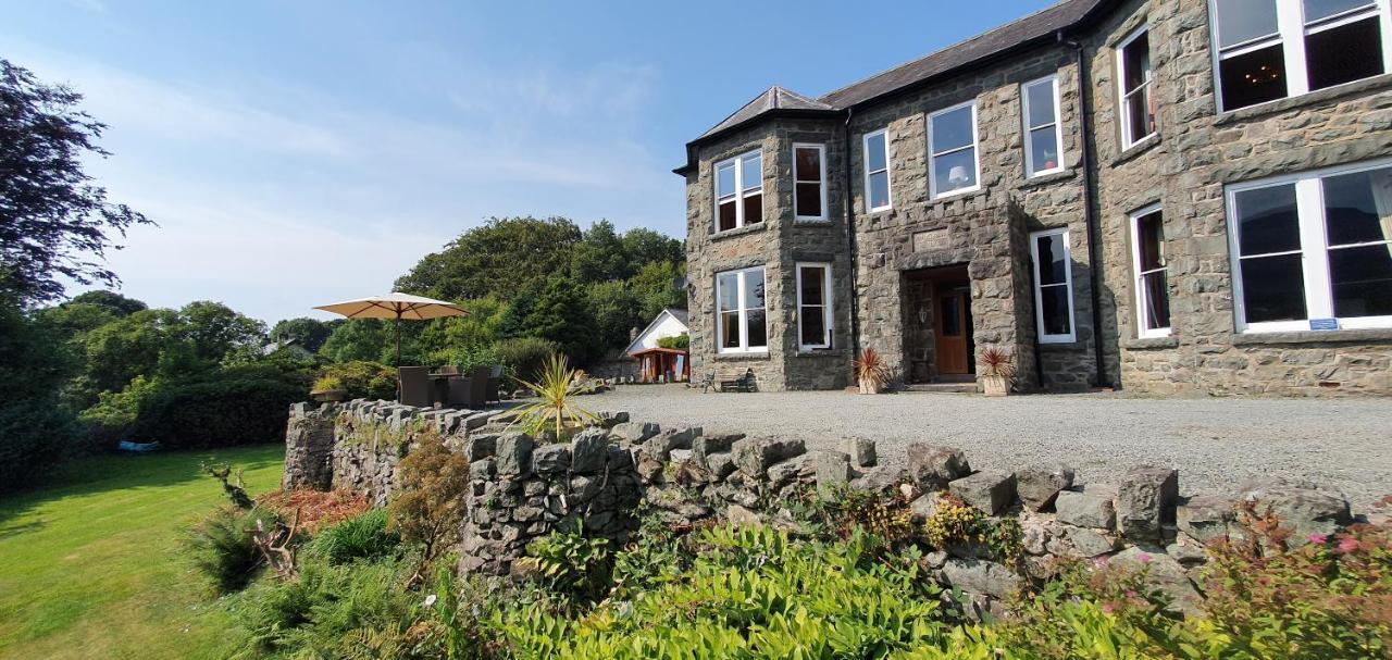 Large Mach Apartment At Pen Y Coed Hall Долгеллау Экстерьер фото
